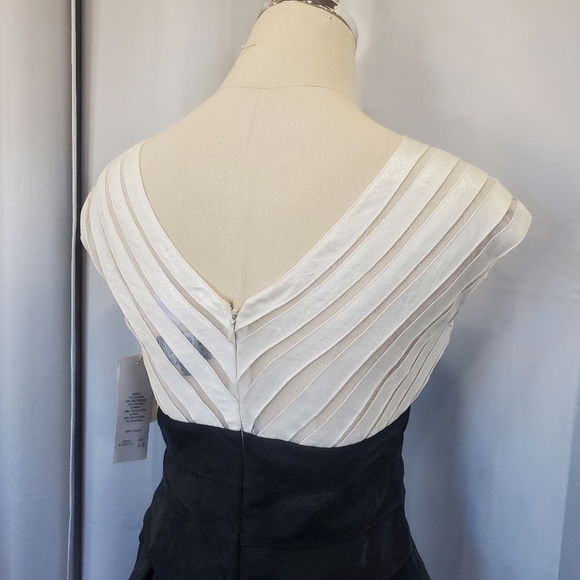 Adrinna Papell Petite Dress - Picture 8 of 10